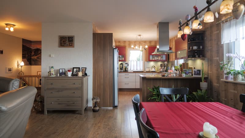Elegant 5.5-room house in Oberbuchsiten (2)