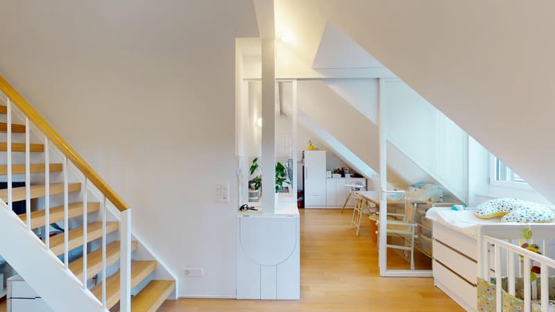 Bright 2.5-room apartment with gallery in Rafz (4)