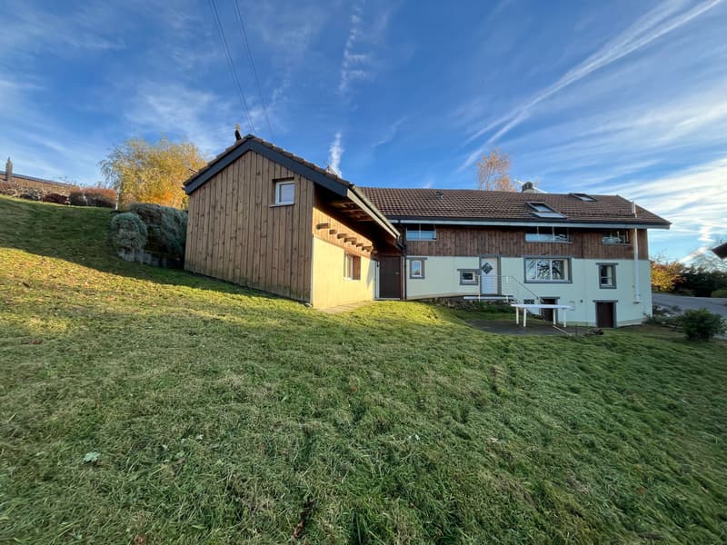 Verlockendes Haus mit 5.5 Zimmern in Villars-Tiercelin (1)