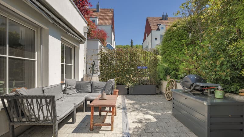 Practical 2.5-room garden apartment in Bonstetten (3)