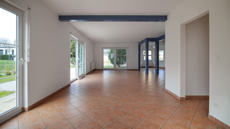 Belle maison de 6.5 pièces avec potentiel à Sant Antonino (3)