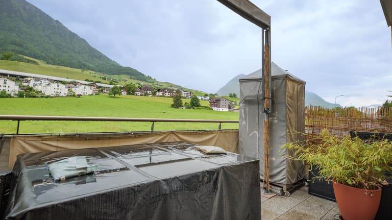 Modern multi-family house with three 3.5-room apartments in Buochs (5)