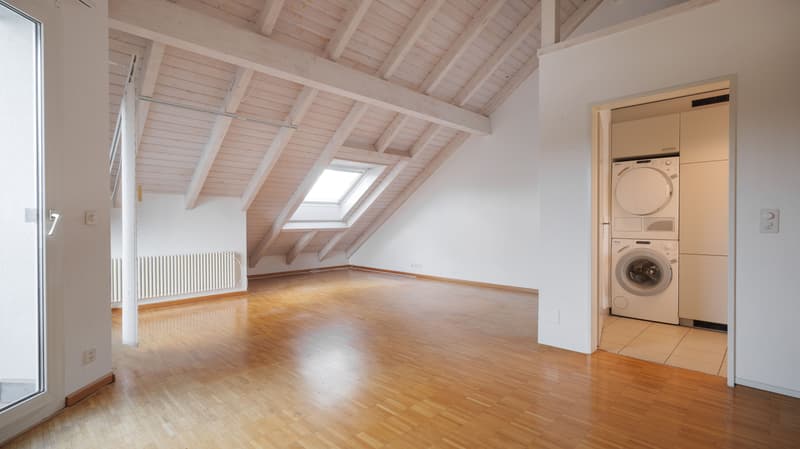 Elegant 3.5-room apartment in Reinach (4)