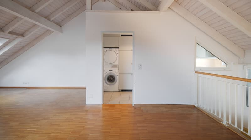 Elegant 3.5-room apartment in Reinach (5)