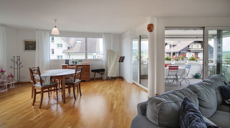 Spacious 4.5-room apartment in Ruswil (2)