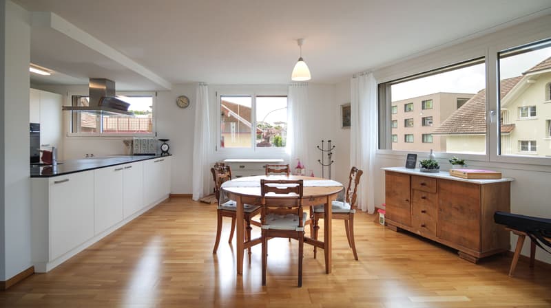 Spacious 4.5-room apartment in Ruswil (1)