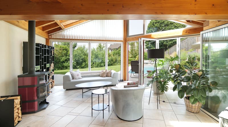 Spacious 6.5-room house with pool in Remetschwil (2)
