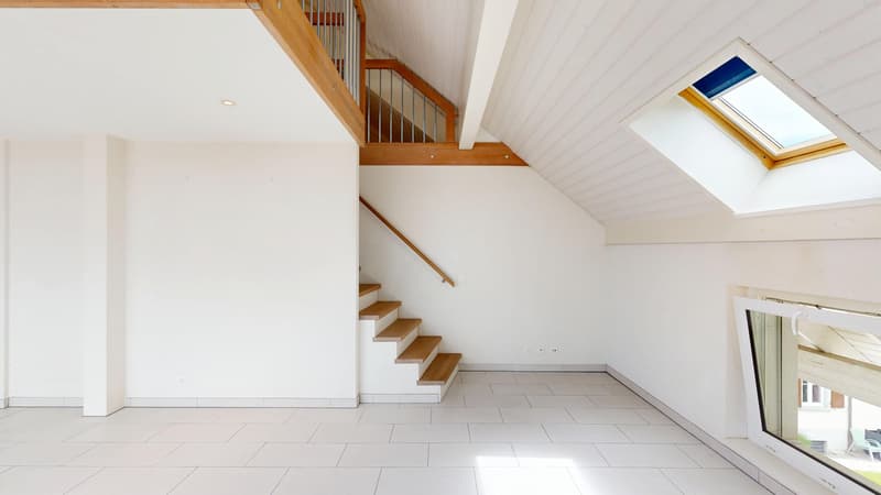 Prächtige 5-Zimmer-Dachwohnung in Goumoens-la-Ville (6)