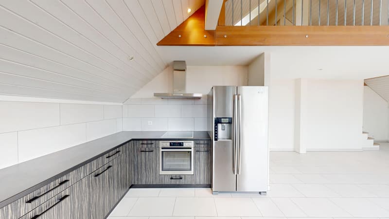 Prächtige 5-Zimmer-Dachwohnung in Goumoens-la-Ville (2)