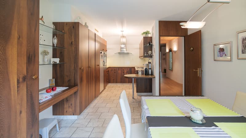 11-room property with 2 apartments and construction potential in Wassen (UR) (7)