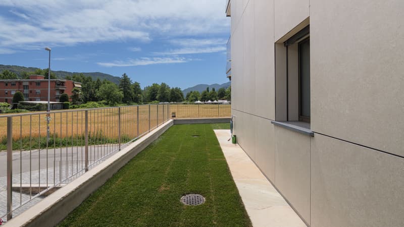 Appartamento nuovo di 3.5 locali con giardino ad Agno (6)