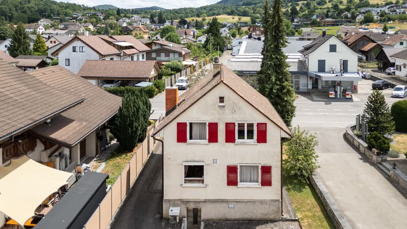 Maison de 5 pièces charmante à un emplacement idéal avec potentiel de construction à Büsserach (5)
