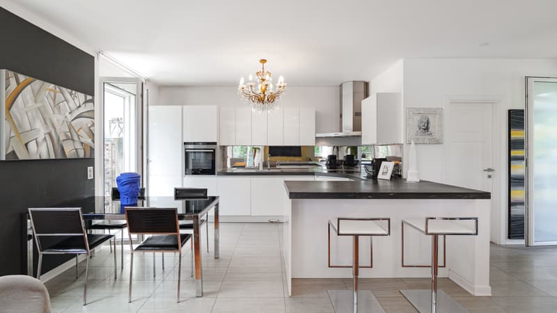 Maison fascinante de 5,5 pièces avec terrasse de rêve à Caslano (7)