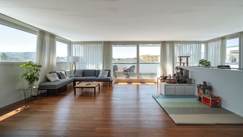 Schöne 5.5-Zimmer-Maisonettewohnung mit viel Aussenraum in Rupperswil (1)