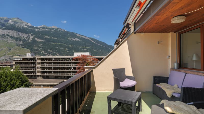 Schöne 5.5-Zimmer-Wohnung im obersten Stock an zentraler Lage in Chur (8)