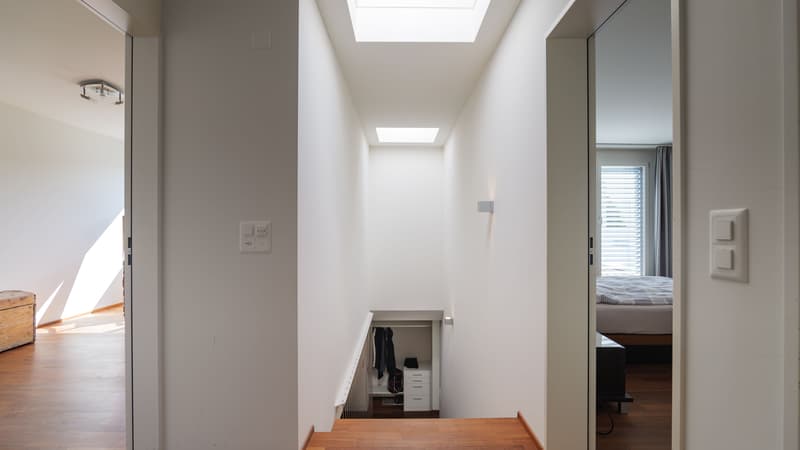 Modernes 5.5-Zimmer-Eckhaus mit 193 m² Wohnfläche, Garten und viel ... (8)