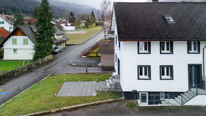 Casa semidetached di 4,5 locali ristrutturata, Welschenrohr (2)
