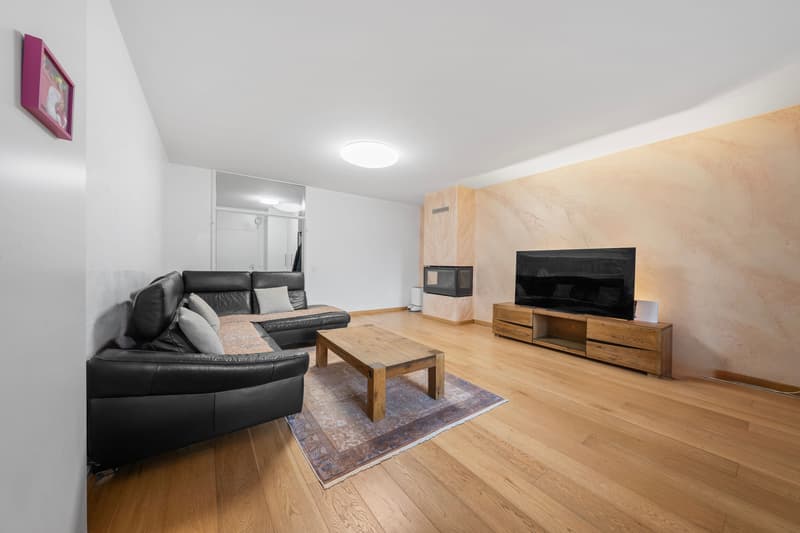 5.5-room garden apartment with terrace, centrally located in Fribourg for sale (4)