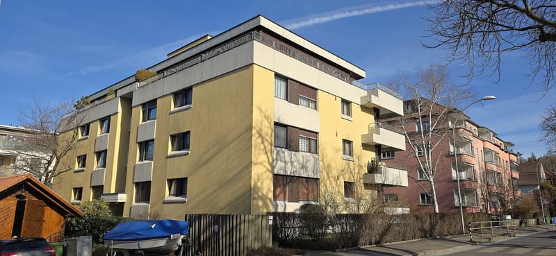 Helle 4.5-Zimmer-Wohnung mit Panoramabalkon in Bern Bümpliz - Ihr neues Zuhause mit Weitblick (13)
