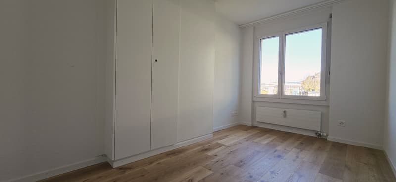 Frisch renovierte 4.5 Zi.-Wohnung direkt neben Kindergarten- & Grundschule (10)