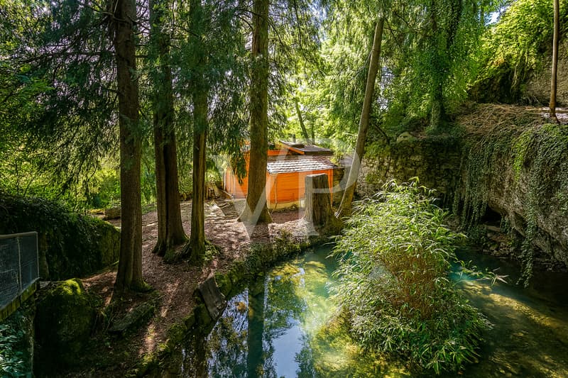 Wassergrotte