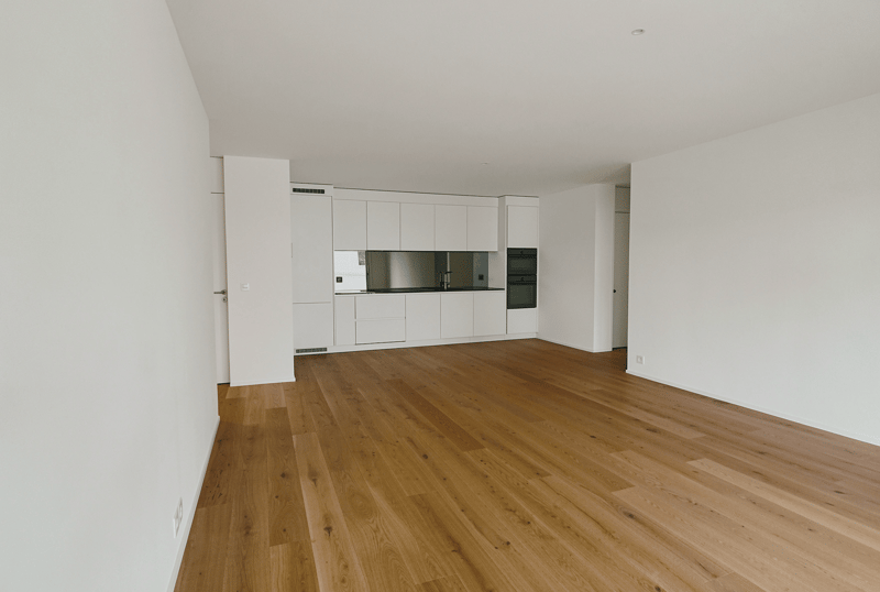 Attraktive 3.5-Zimmer-Wohnung mit grossem Wintergarten-Balkon (3)