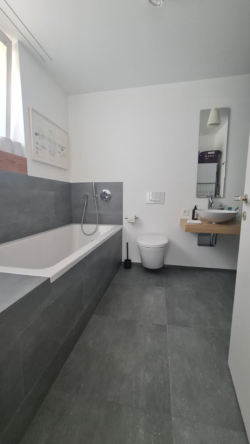 Alpines Wohnen das ganze Jahr – Moderne 3.5-Zimmer-Wohnung nahe Flims–Laax (7)