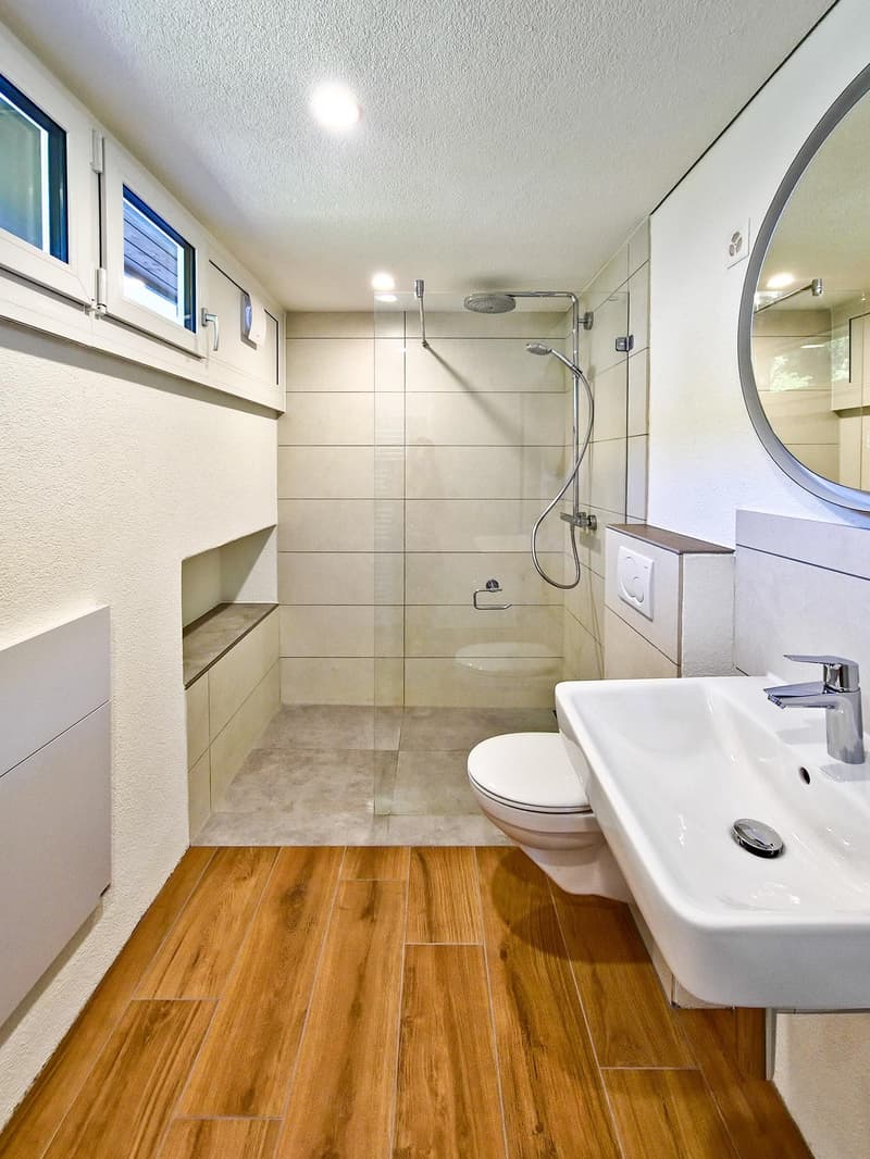 5.5-room single-family house with a dreamy garden in a sunny location in Stallikon (10)