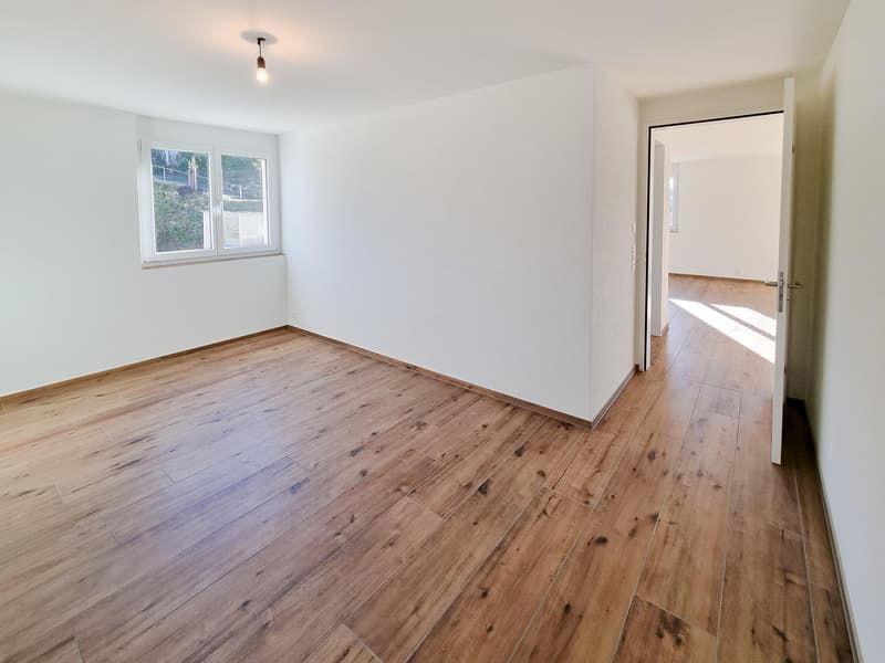 Grosszügige 3.5 Zi-Wohnung mit Gartensitzplatz (7)