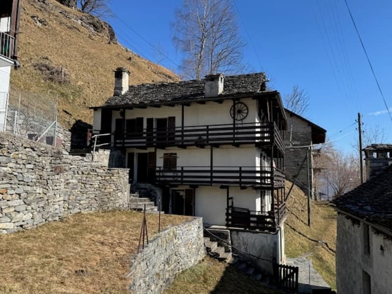 ONSERNONE COMOLOGNO - Casa rustica - due appartamenti (3)