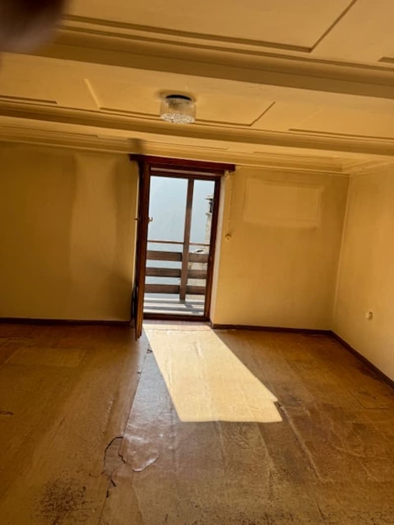 ONSERNONE COMOLOGNO - Casa rustica - due appartamenti (12)