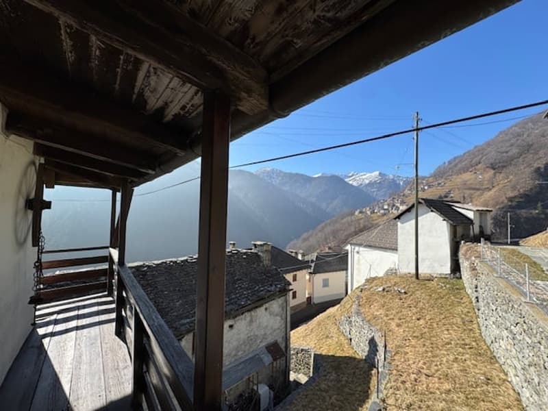 ONSERNONE COMOLOGNO - Casa rustica - due appartamenti (7)