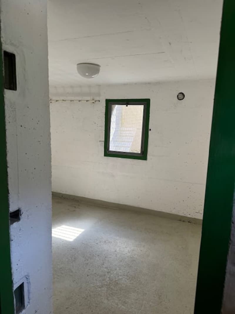 Vivere davanti alla cascata della Piumogna: casa unica a Faido (14)