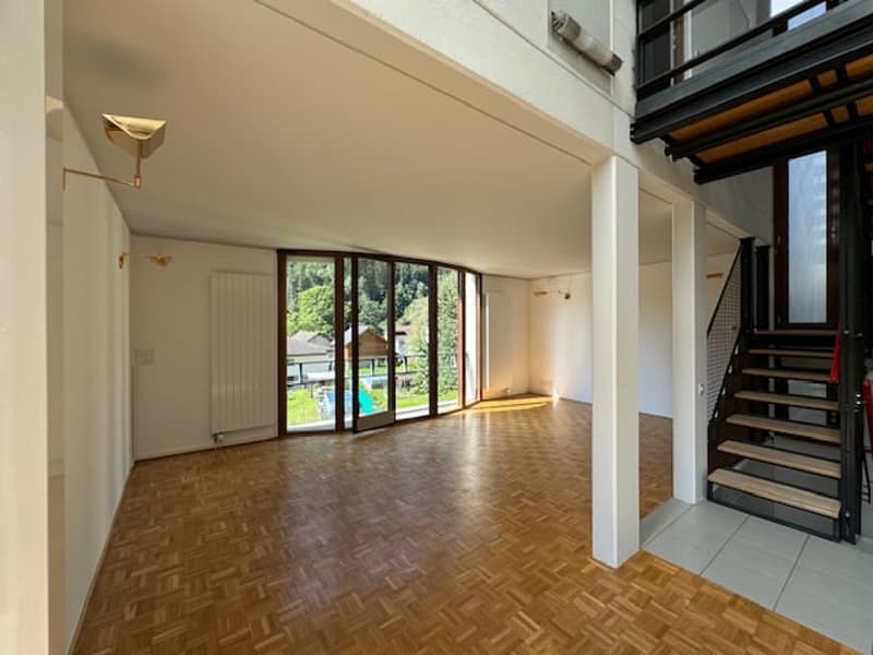 Vivere davanti alla cascata della Piumogna: casa unica a Faido (3)