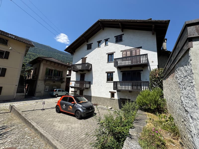 🏡 Malvaglia | Stabile con 3 appartamenti e rustico (1)