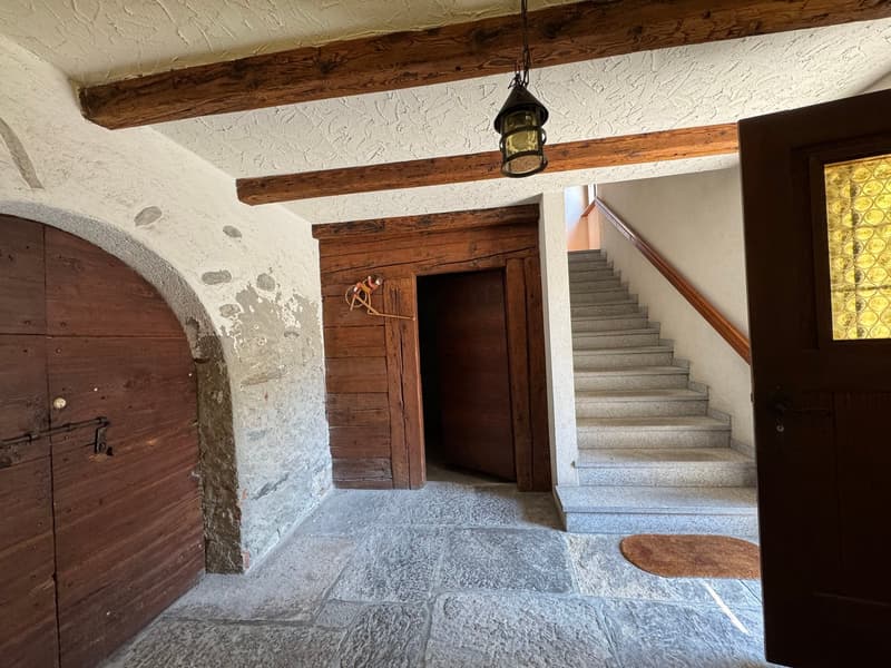 🏡 Malvaglia | Stabile con 3 appartamenti e rustico (2)