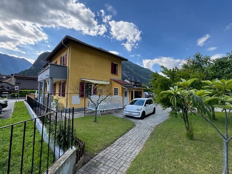 Casa unifamiliare di 4 locali a Biasca (1)