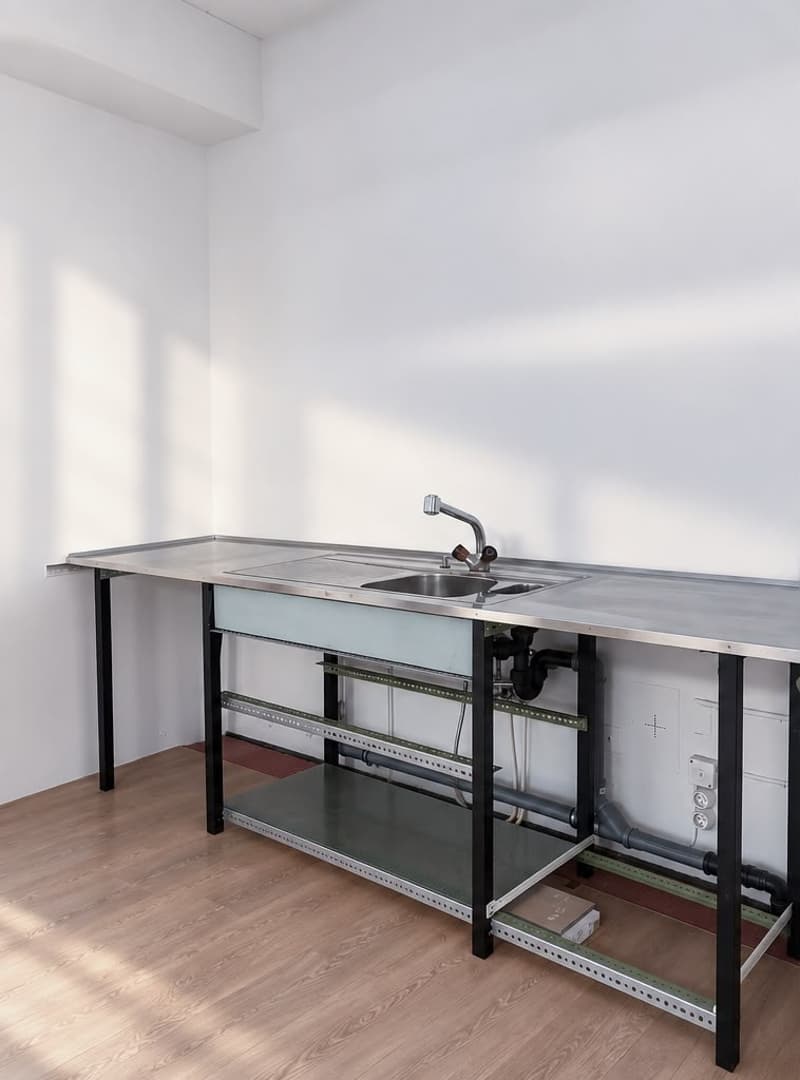 Atelier lumineux à louer – Rue de la Gurzelen 5, Bienne (5)