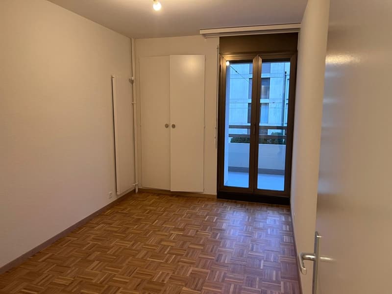 Appartamento di quattro locali con balcone a Châtelaine (5)