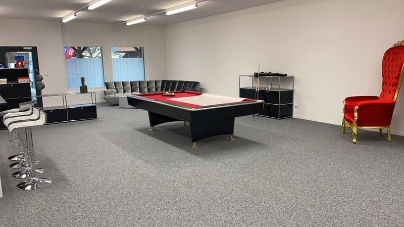 Attractive commercial and sales space at Kreuzplatz in Aesch – 290 m², wheelchair accessible & renovated (3)