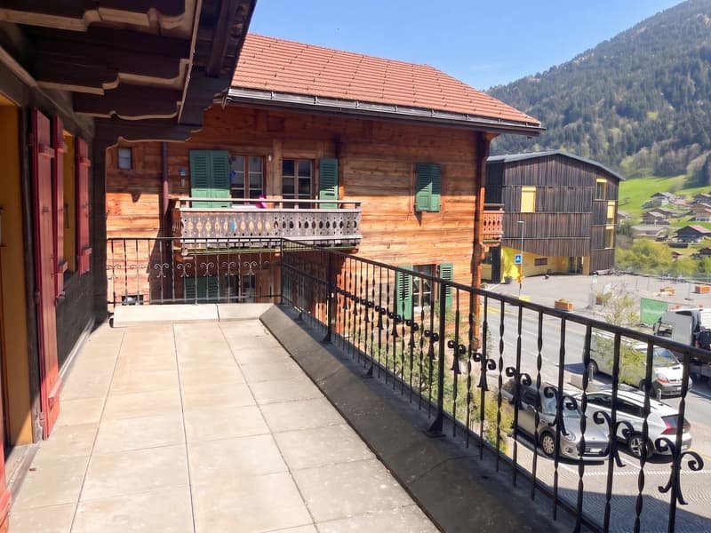 2.5-room apartment with terrace in the heart of the village (1)