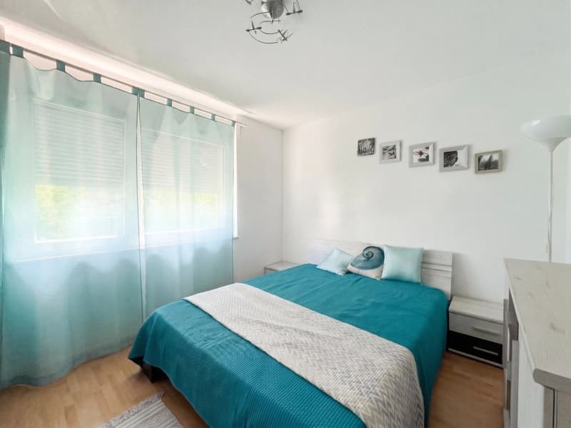 132 m2 bright and quiet, 40 m2 living room, southwest balcony (6)