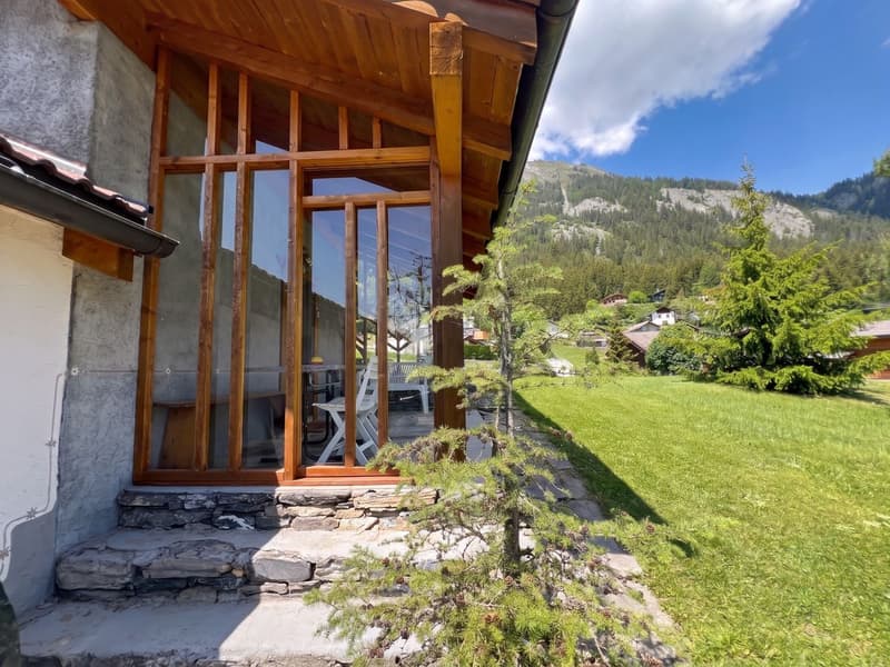 Authentique chalet avec vue sur les montagnes et grand terrain - Mayens-de-la-Zour / Savièse (4)