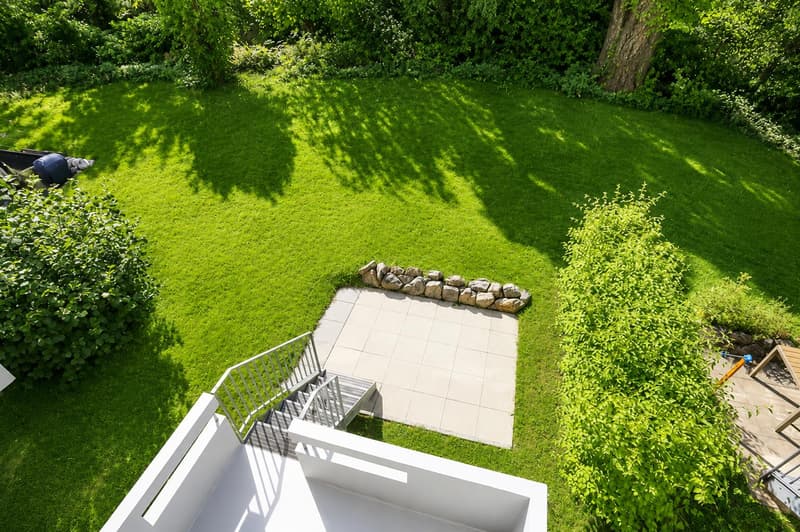 Vivere nel verde a Binningen - Appartamento a maisonnette 4,5 locali con carattere di casa (7)