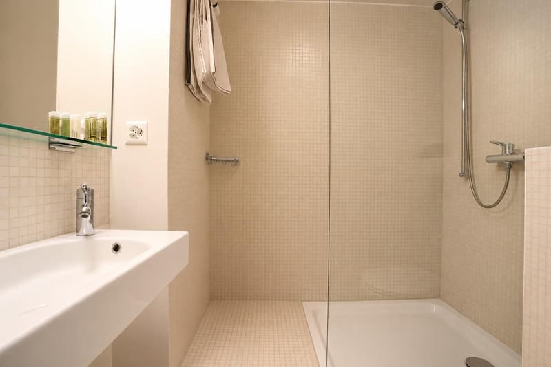 Modernes Apartmenthaus im Stadtzentrum (5)