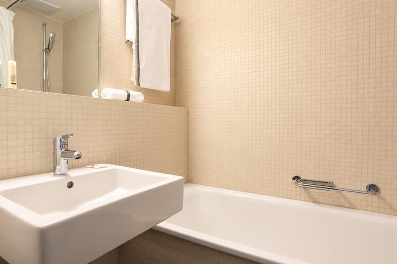 Modernes Apartmenthaus im Stadtzentrum (6)