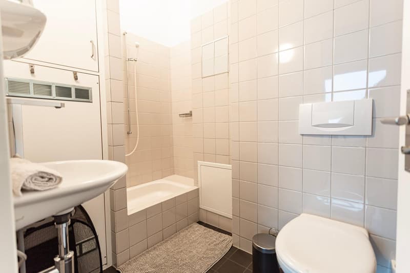 Möbliertes Atelier mitten in Basel, zwischen Barfüsserplatz und Steinenvorstadt (5)