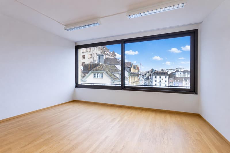 Zentrale Bürofläche in bester Basler Innenstadtlage (1)
