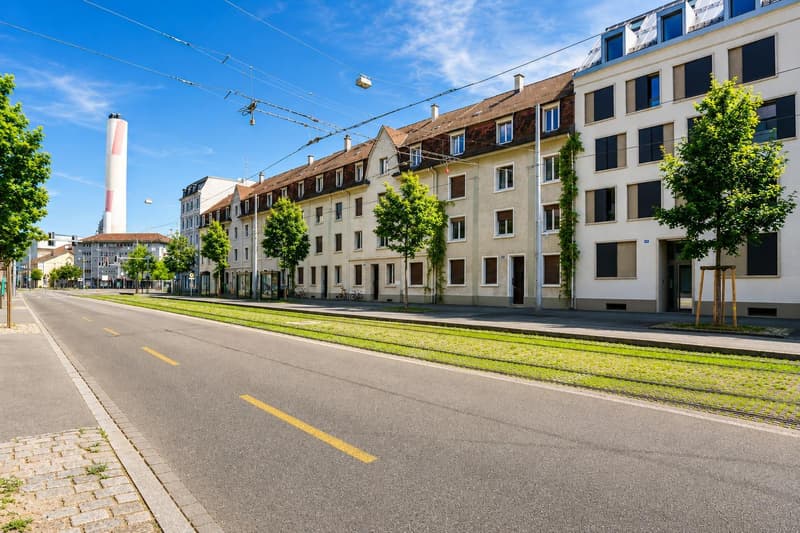 Charmante möblierte 4-Zimmer-Altbauwohnung mit Balkon (10)