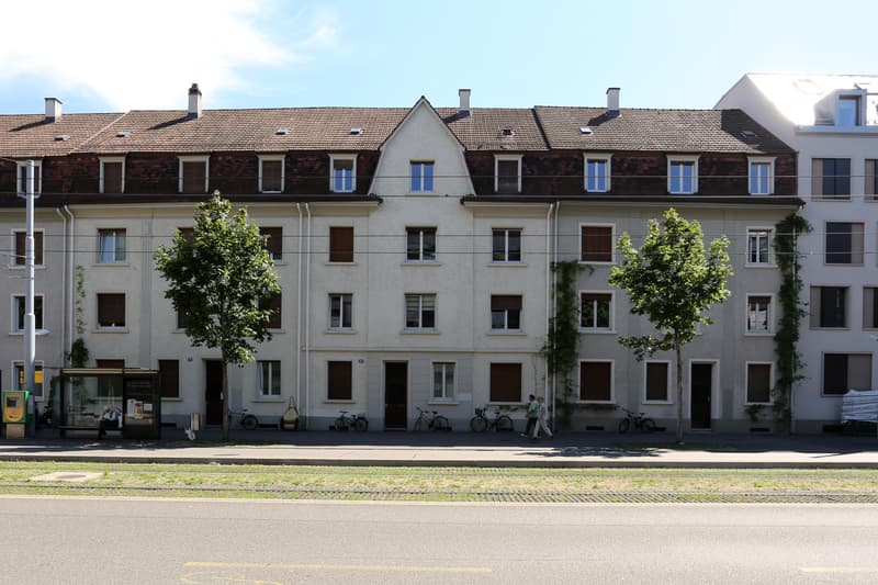 1-Zimmerwohnung in renoviertem Altbau nähe Voltaplatz (1)